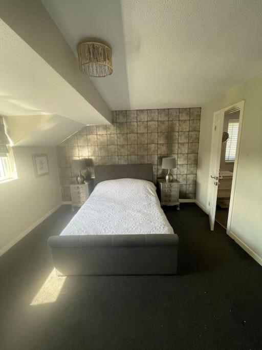 Home In Wirral - Peaceful Contemporary Gem. Zewnętrze zdjęcie