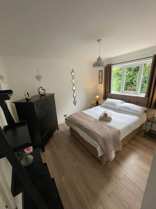 Home In Wirral - Peaceful Contemporary Gem. Zewnętrze zdjęcie